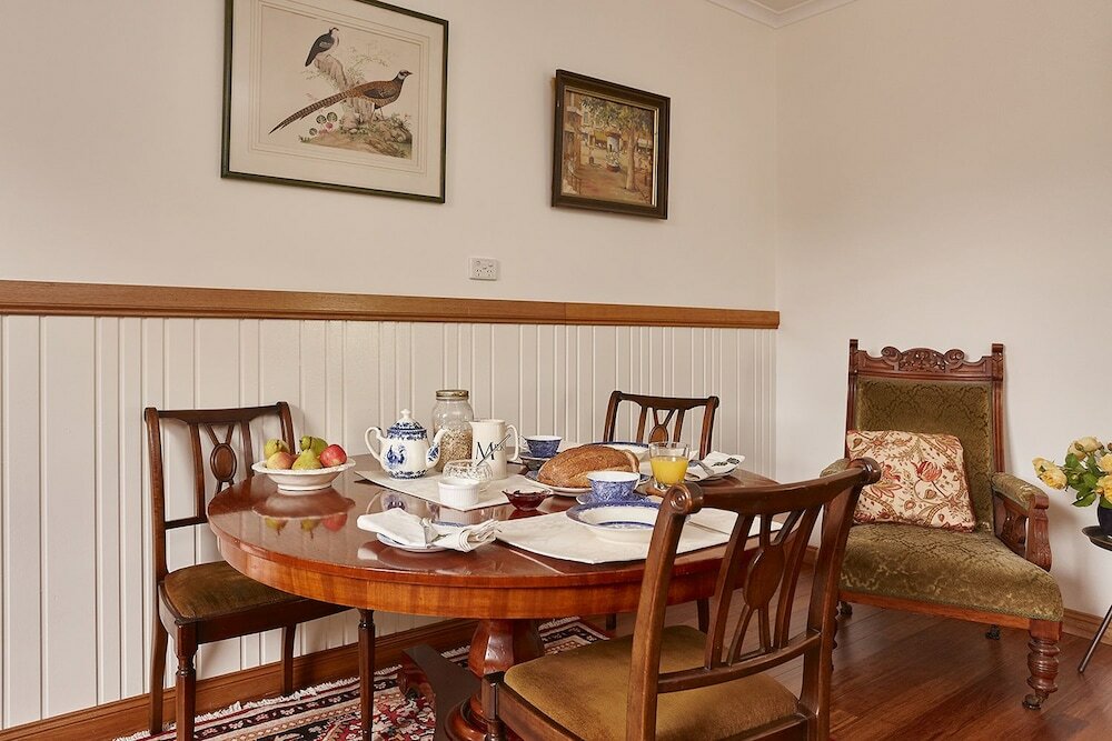 Фото Box Cottage Apartment