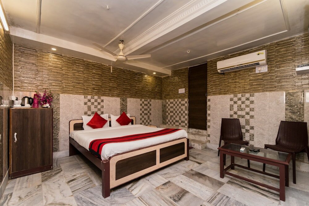 Фото Oyo 4144 The Banquet