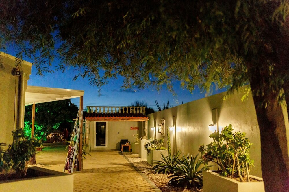 Фото Aruba Boutique Apartments Adults Only