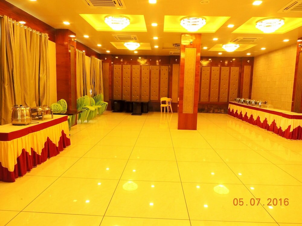 Фото Hotel Darshan