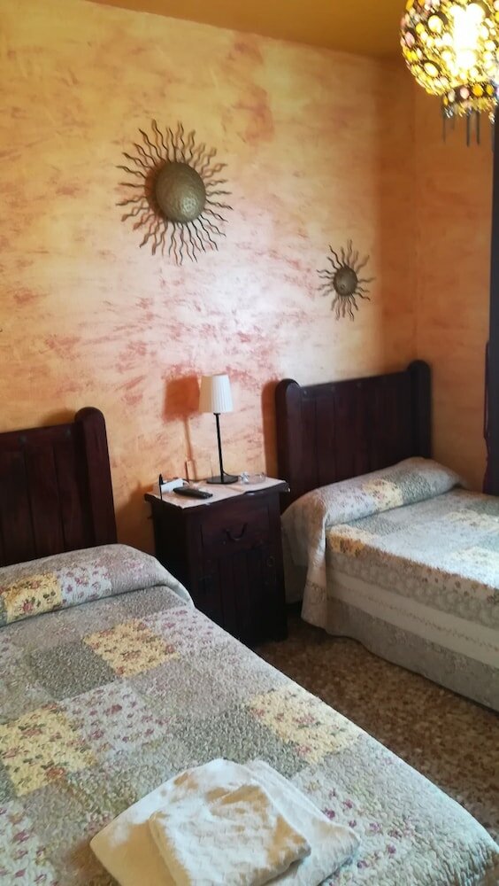 Фото Hostal Restaurante La Diligencia