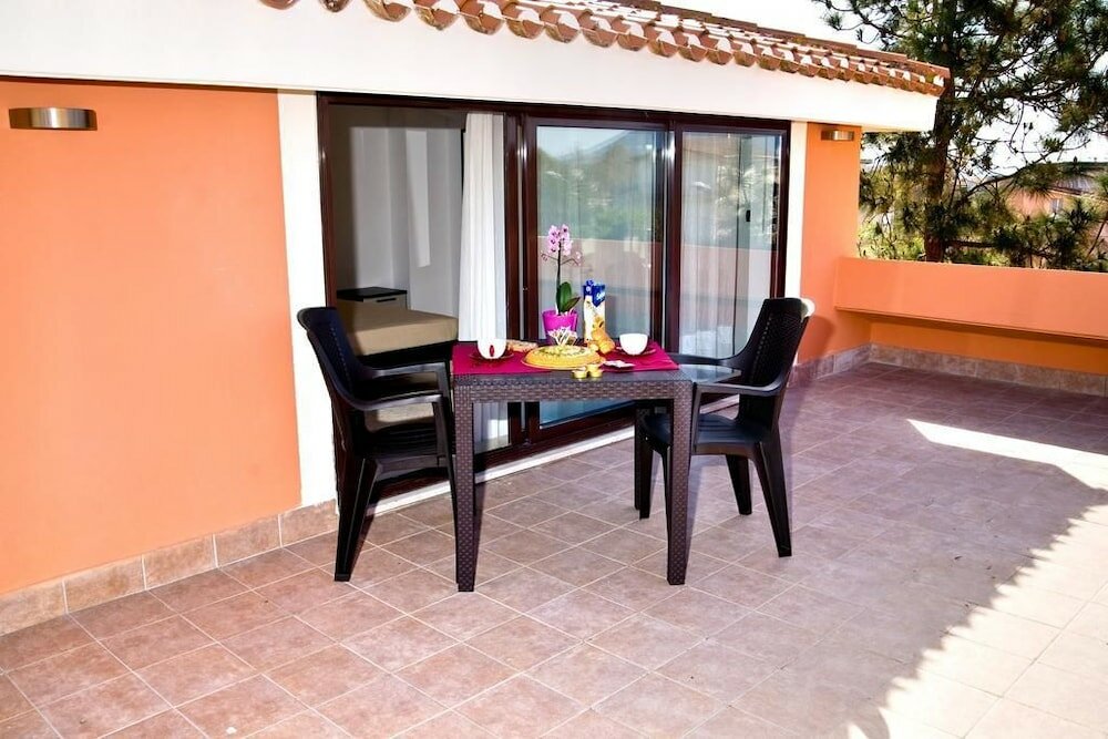 Фото Villa Marogna Rooms and Breakfast