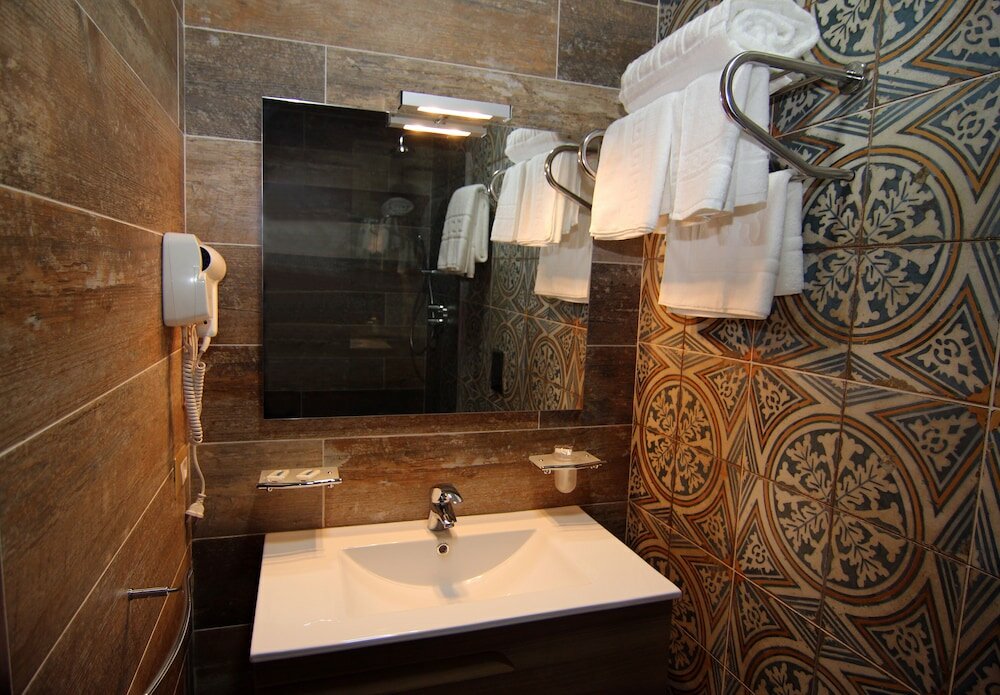 Фото Hotel Boutique Restorant Gloria