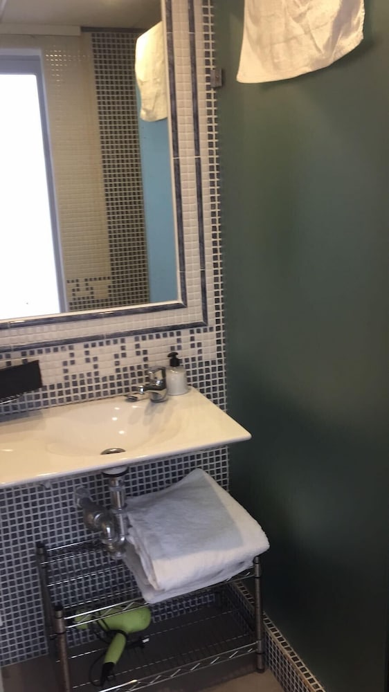 Фото Apartamentos La Ermita