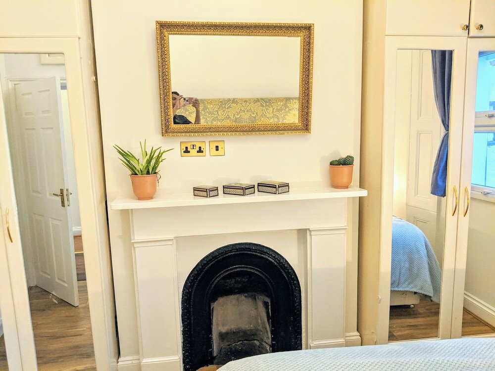 Фото Highbury House Apartment