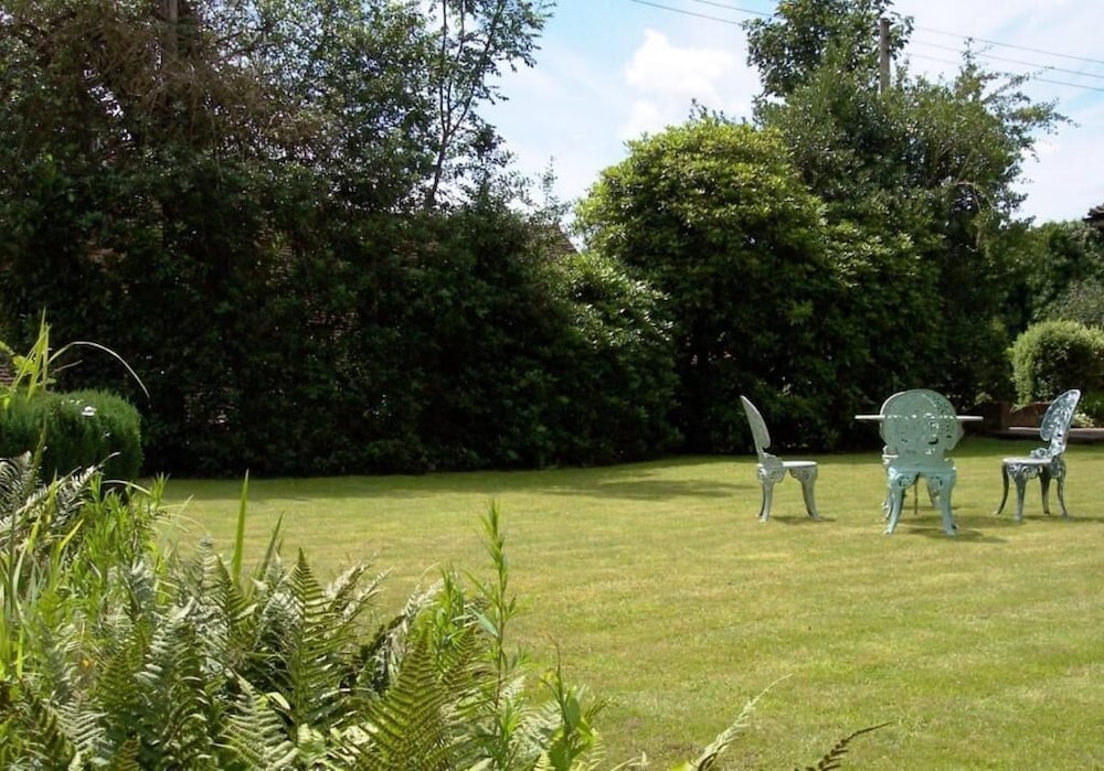 Фото The Brickwall Hotel