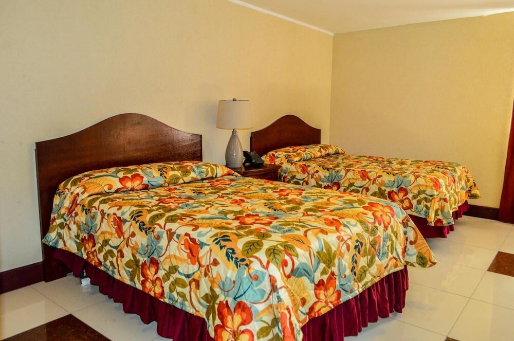 Фото Fantastic Hotel