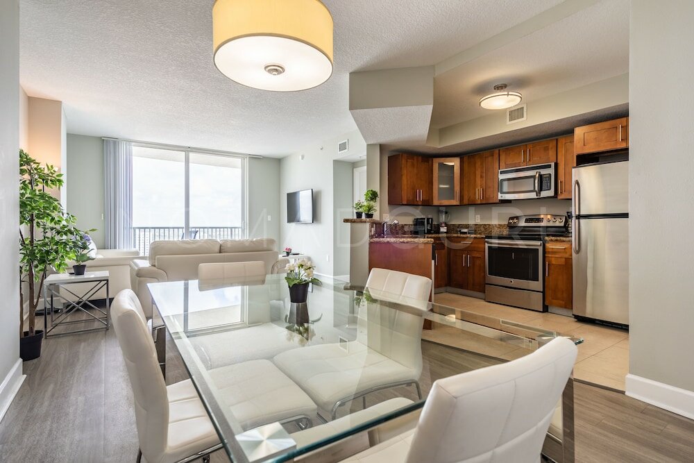 Фото Modern Boutique Residences by Nomad Guru