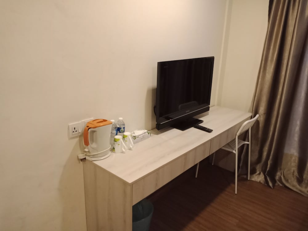 Фото Home Inn 1 Taman Segar