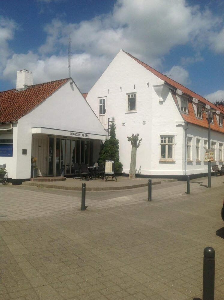 Фото Diagonalkroen