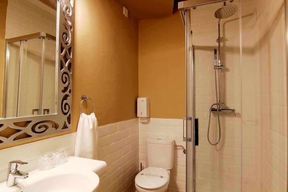 Фото Hostal los Castañuelos