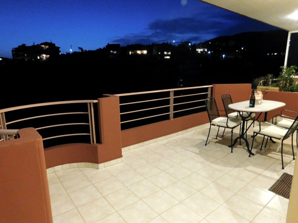 Фото Helen's Villa