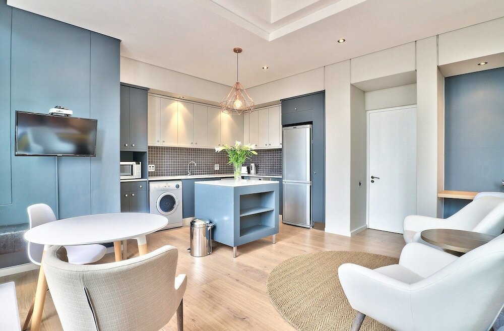 Фото 1008 Cartwrights Corner