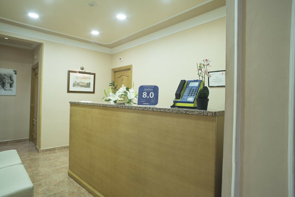 Фото Hostal Bianco