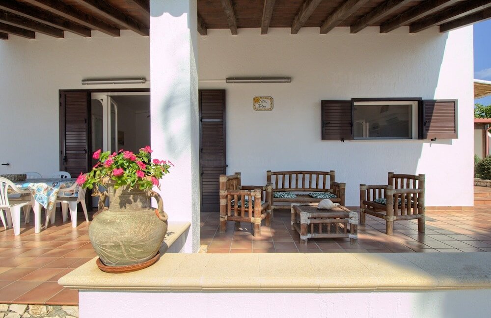 Фото Helia Lovely Beach House