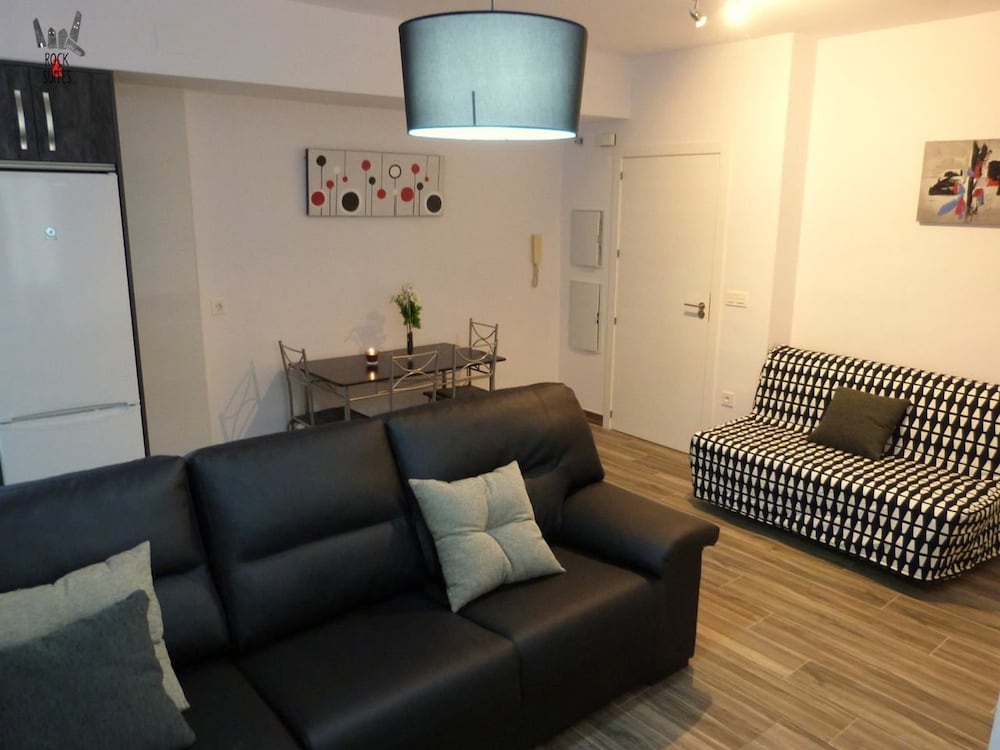 Фото Rock and Suites Granada