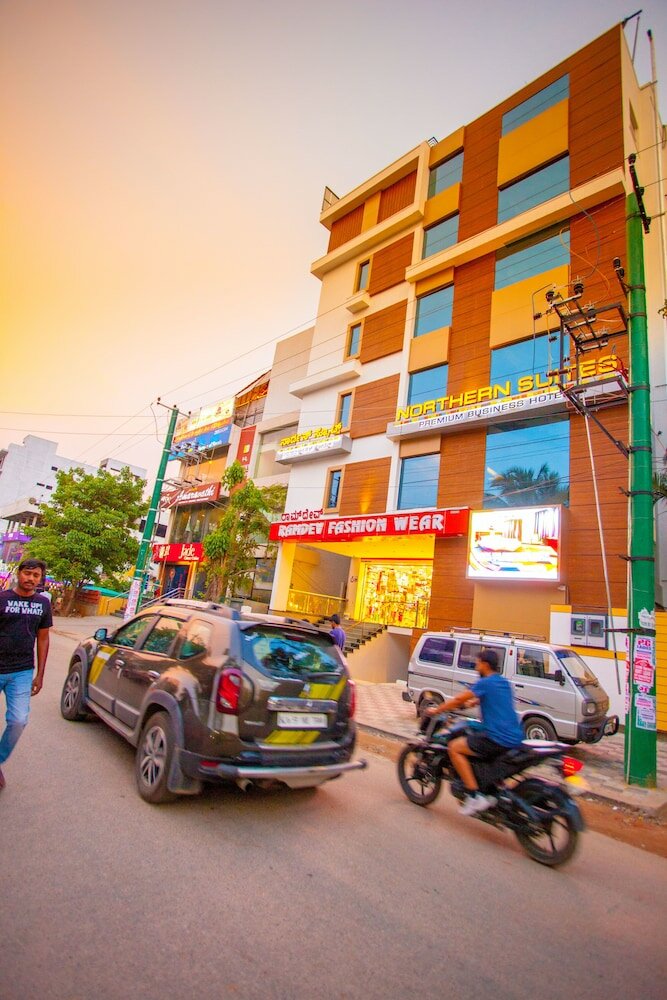 Фото Parkwood Suites