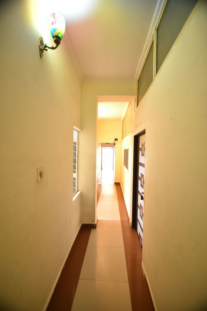 Фото Hotel Vaishnavi