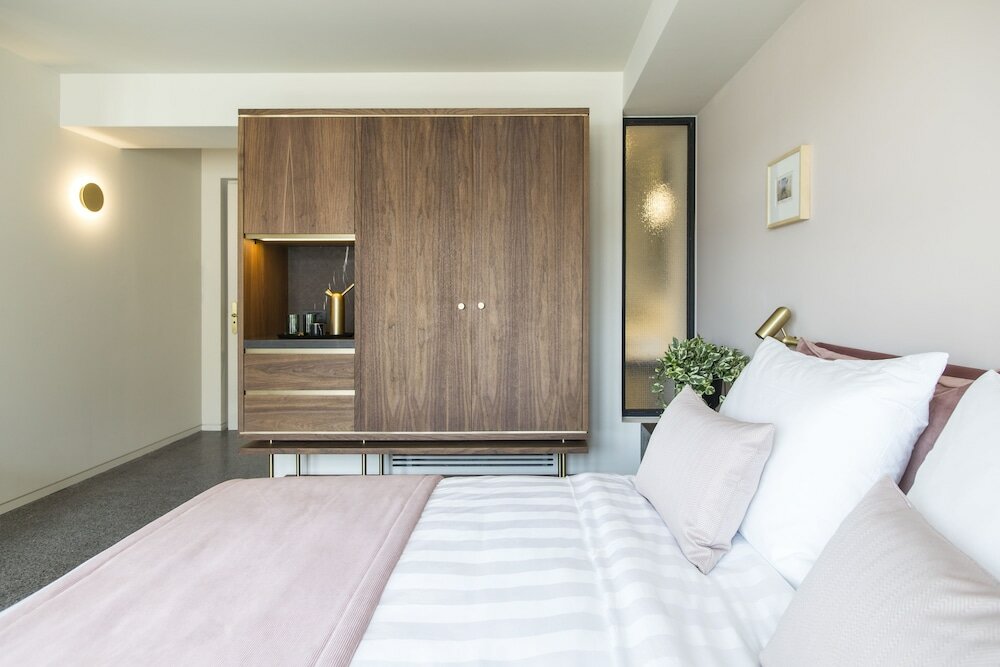 Фото Perianth Hotel