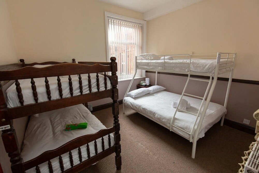 Фото The Riviera Hotel