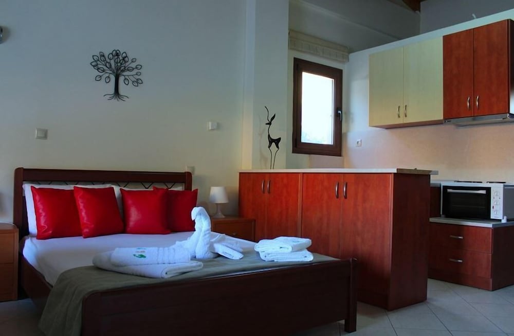 Фото Green & Blue Hotel