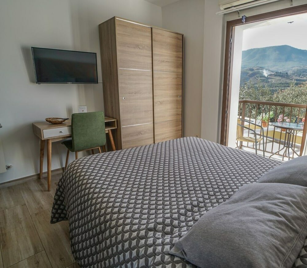 Фото Hostal y Apartamento Rural Los Naranjos