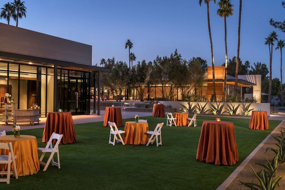 Фото Andaz Scottsdale Resort & Bungalows