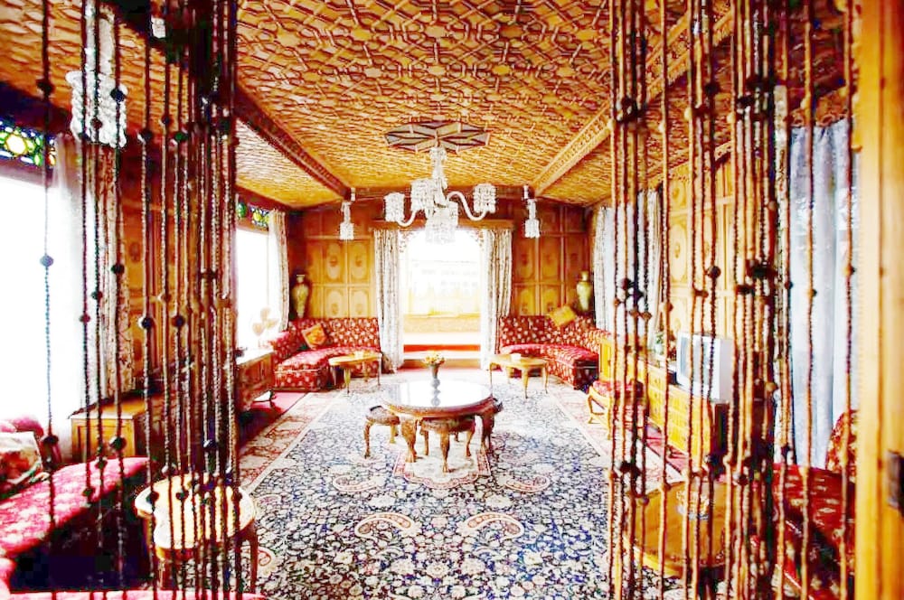 Фото Mascot Houseboats