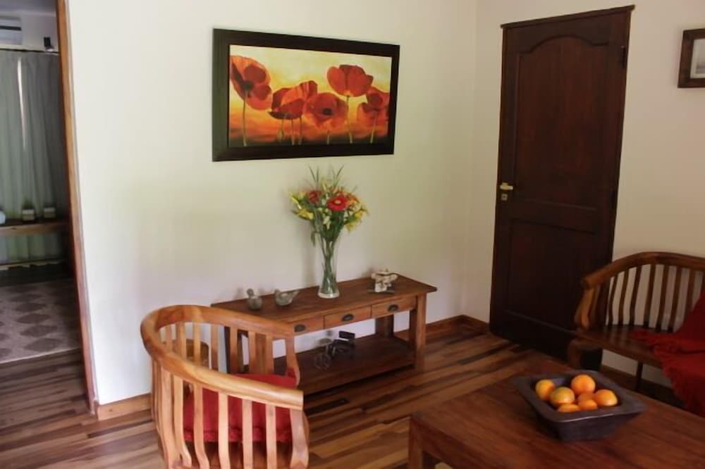 Фото Rio Arriba Suites Apartments y Resto