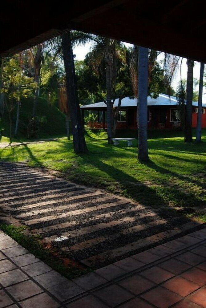 Фото Rio Arriba Suites Apartments y Resto