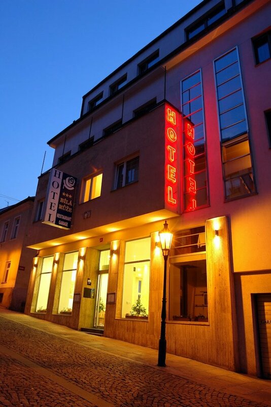 Гостиница Hotel Bílá Růže в Писеке