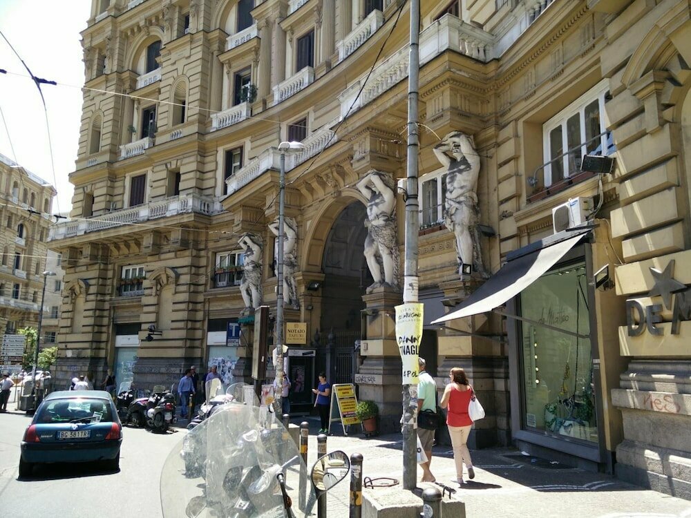 Hotel Caesar b&b Napoli, Naples, photo