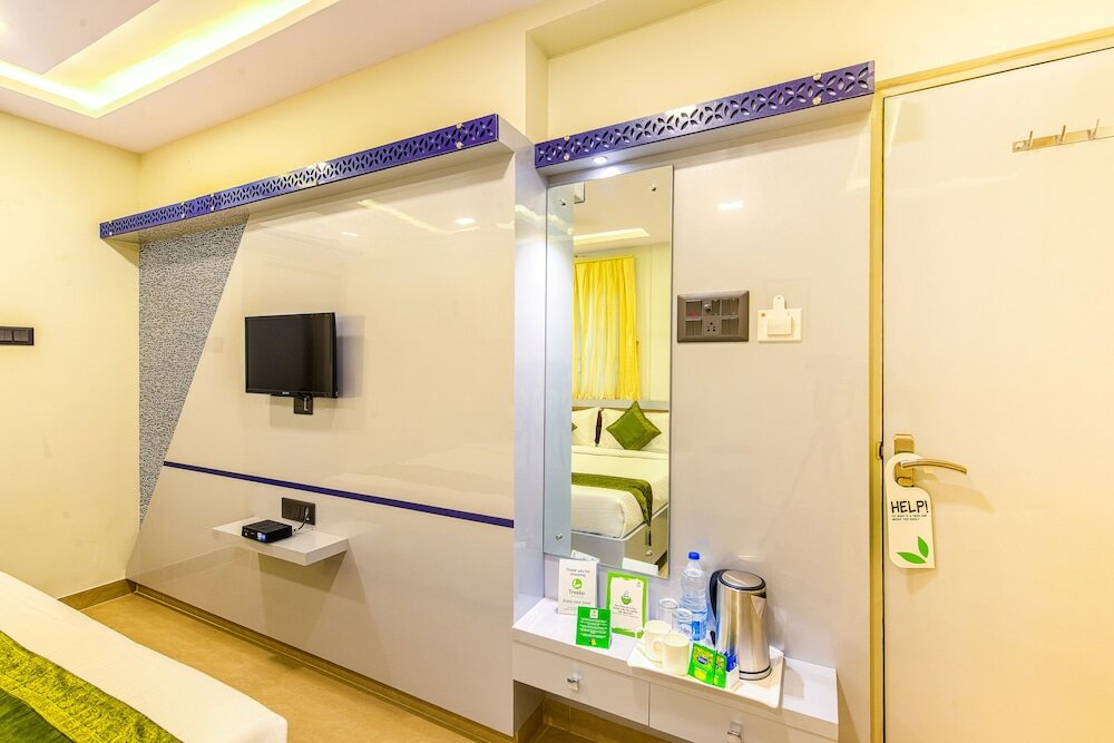 Фото Treebo Trend Orion Sapphire