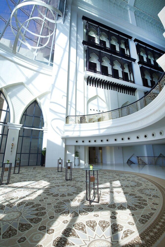 Фото Bab Al Qasr Hotel