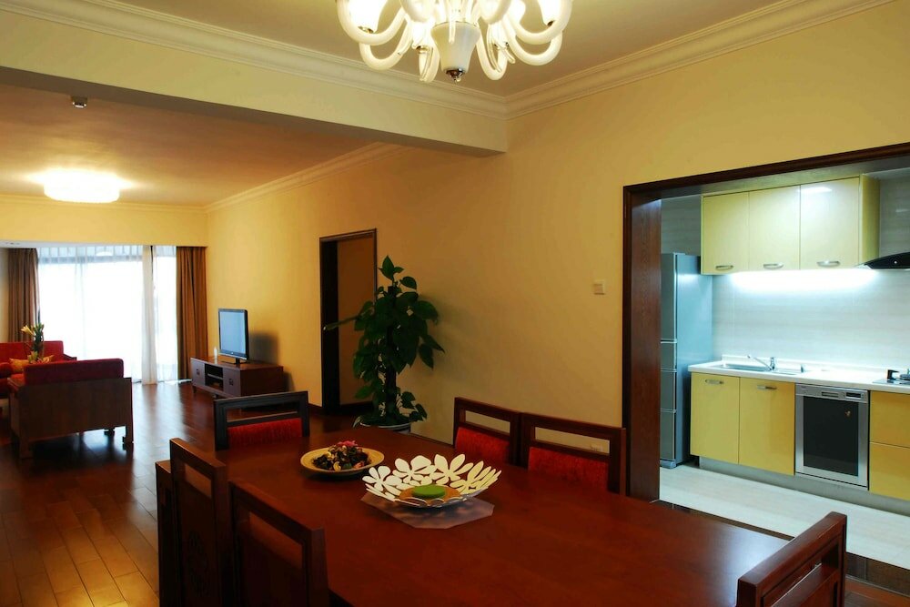 Фото Ming Wah Apartment Shenzhen