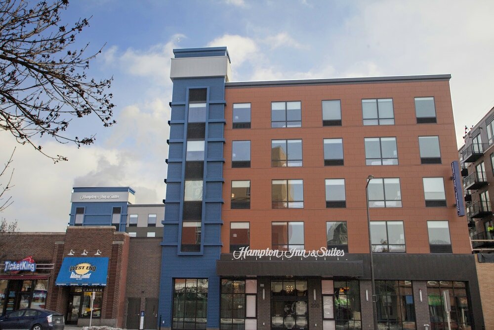 Фото Hampton Inn & Suites Downtown St. Paul