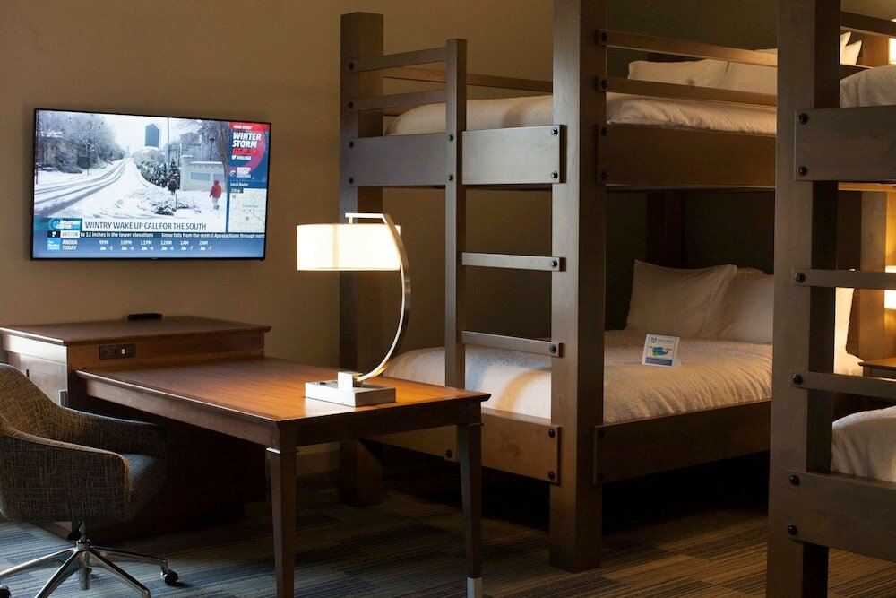 Фото Hampton Inn & Suites Downtown St. Paul