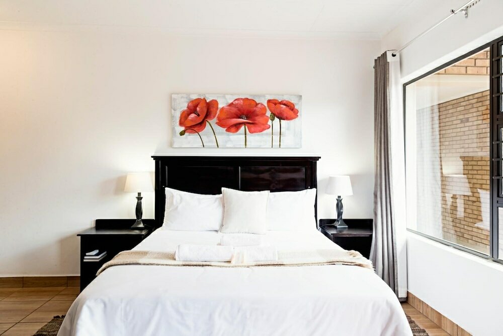 Фото B at Home Guesthouse Piet Retief