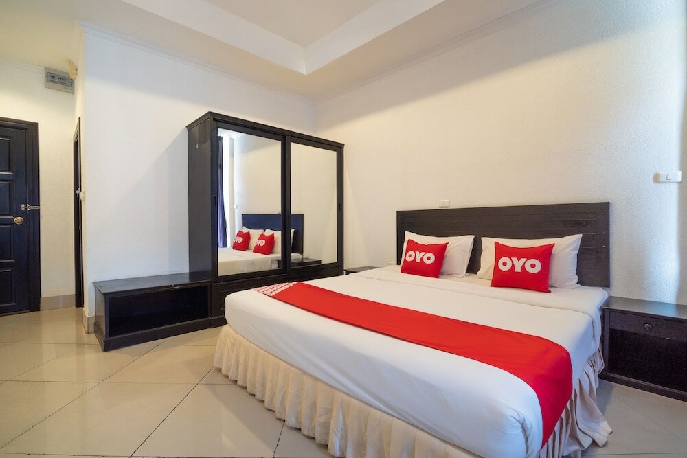 Фото Oyo 835 Koh Chang Luxury Hotel