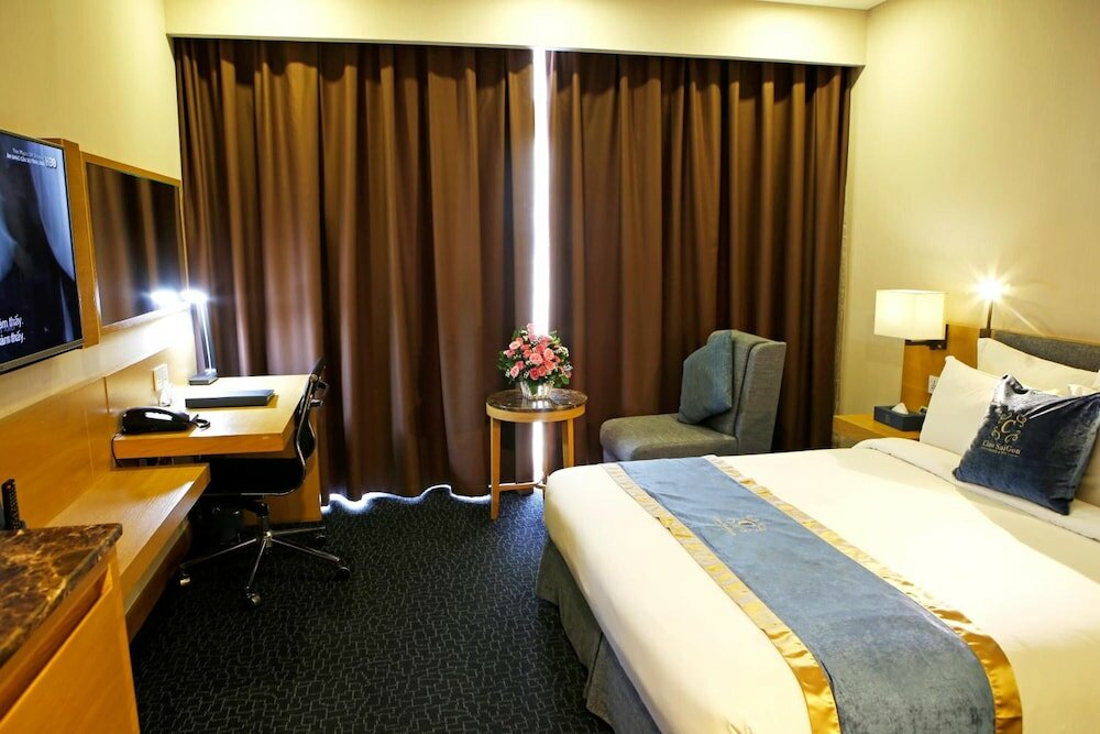 Фото Ciao SaiGon Hotel & SPA