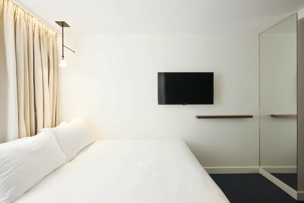 Фото Perpetual Elysee Montaigne