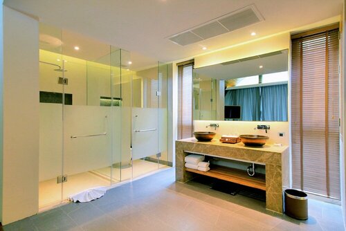 Гостиница Crest Resort & Pool Villas в Провинции Пхукет