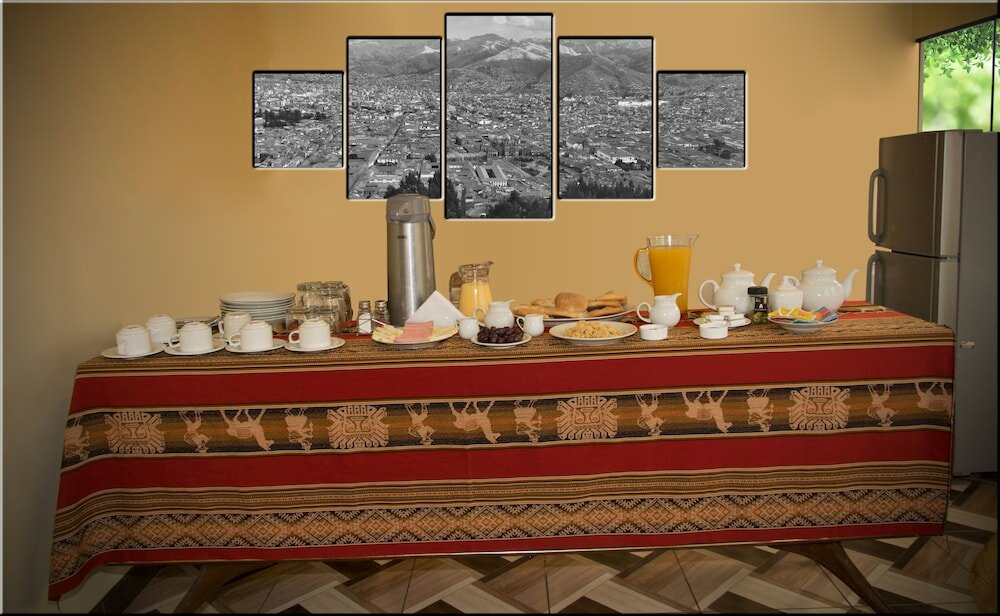 Фото Hostal Posada Santiago