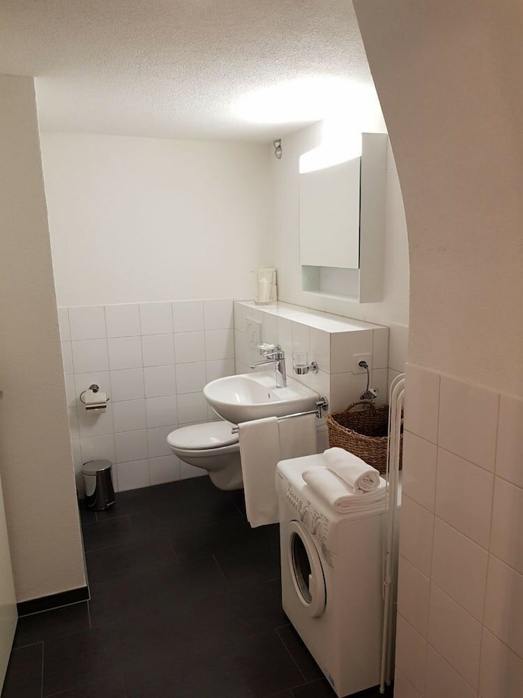 Фото Stylish Apartment in the Heart of Zug by Airhome