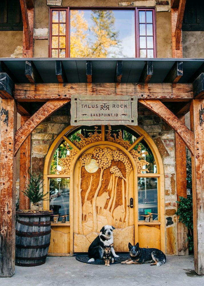 Фото Talus Rock Retreat