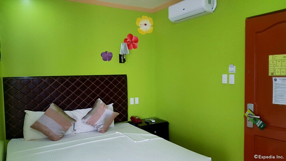 Фото C & L Suites Inn