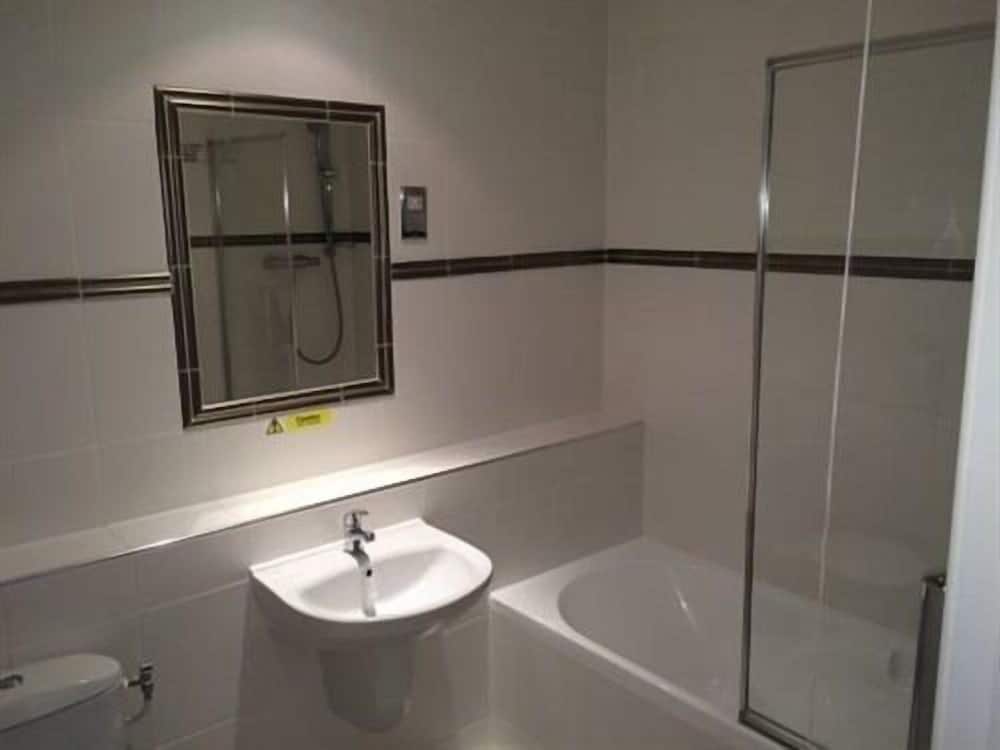 Фото The Coach House