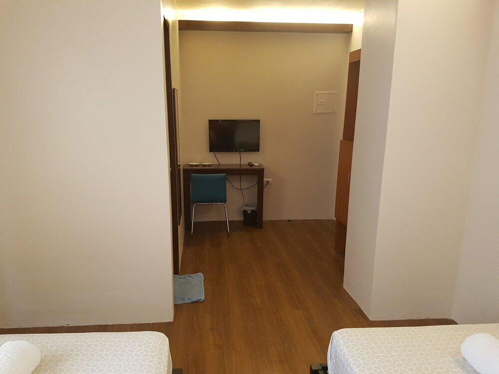 Фото Aliria Bed and Breakfast