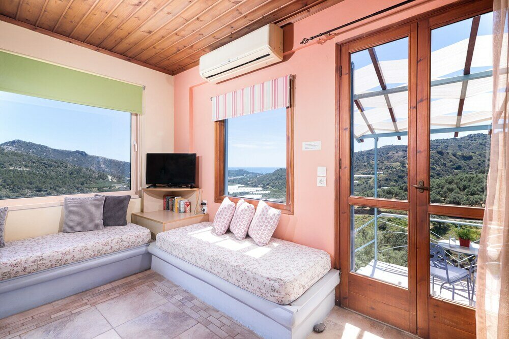 Фото Sarakinas Residences