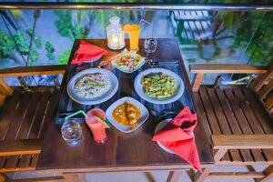Гостиница Hathaa Beach Maldives